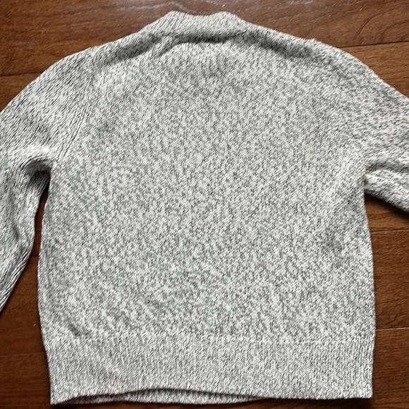 Gap Sweater - Picture 4 of 4